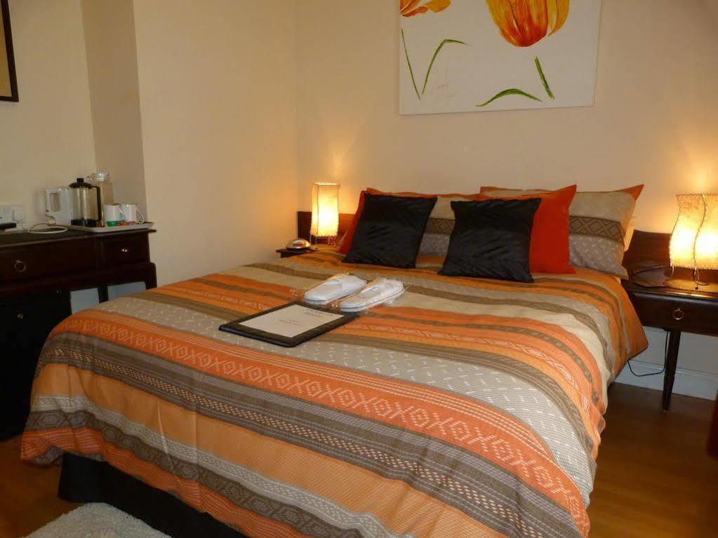 Oaklands House - Adults Only Hotel Brading Exterior photo